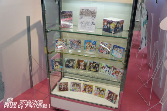 1月新番《LOVELIVE!》在秋叶原设宣传角招生 1月新番《LOVELIVE!》在秋叶原设宣传角招生